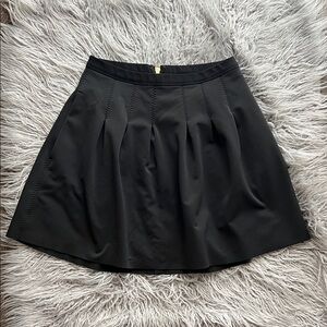 Lululemon skirt size 4